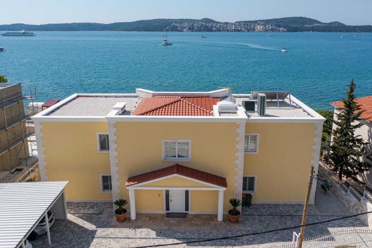 Villa Bella Vista Am Meer Trogir Exterior photo